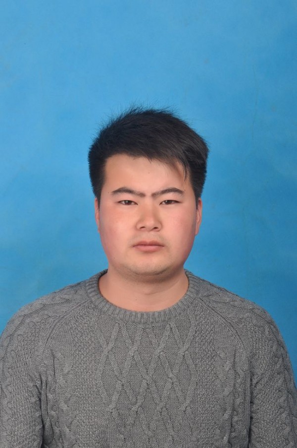 肖孝军 蓝底照片.jpg