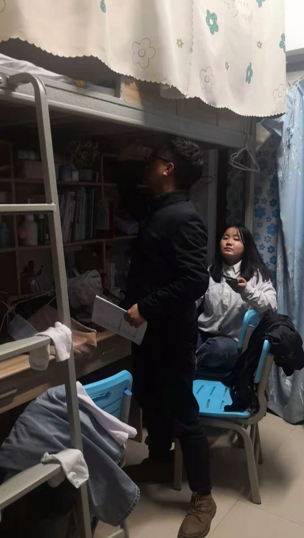 维修 ##栋宿舍床.png