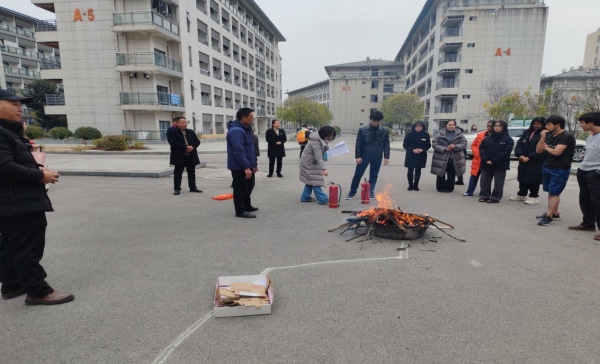 我校开展2024年秋季学期留学生消防安全演练图片13.png