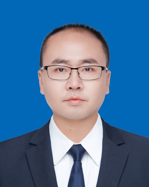 刘春先.jpg
