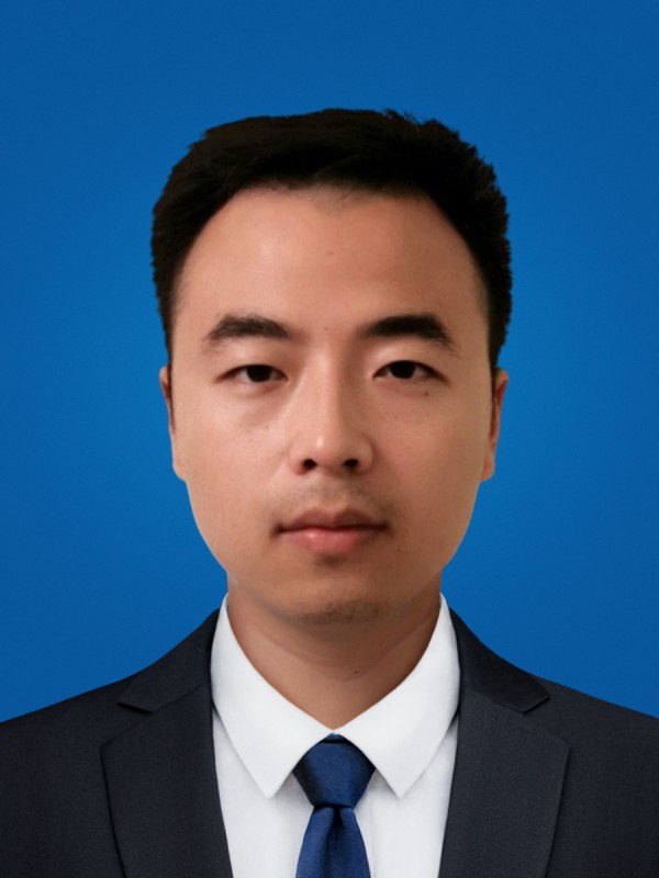 李乾+数计教师.jpg