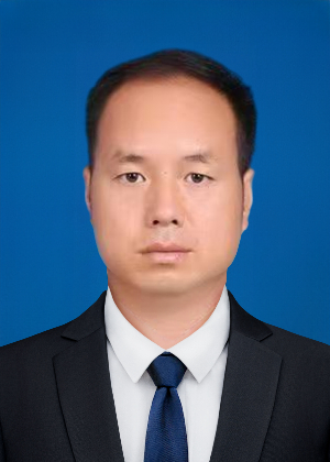 李毕华+体育教师.jpg