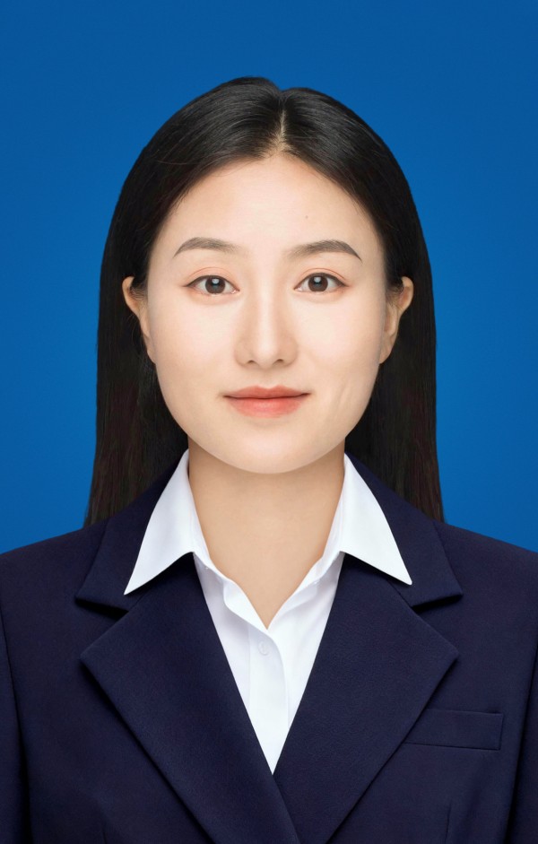 杨安印+体育教师 （小）.jpg