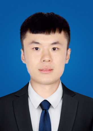 罗伟力+体育教师.jpg