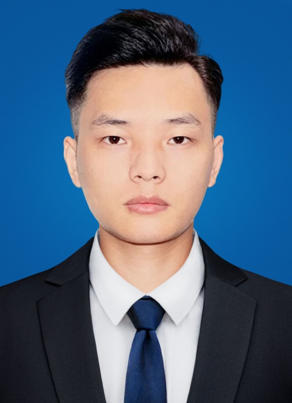杨鹏程+体育教师.jpg