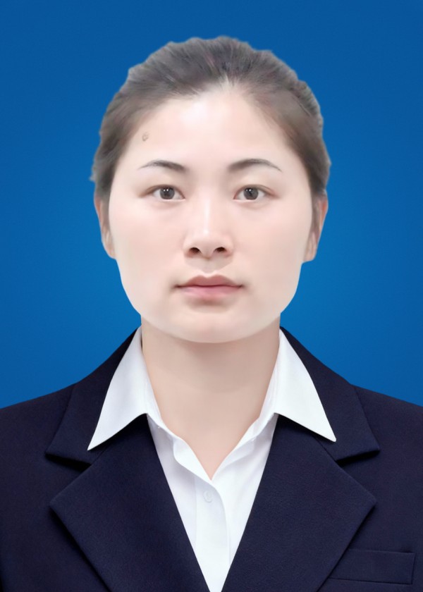 王成会+体育教师.jpg