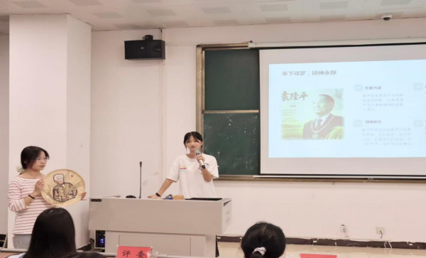 决赛现场2.png